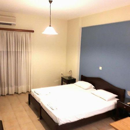 Sirius Hotel Finikounta Exterior photo